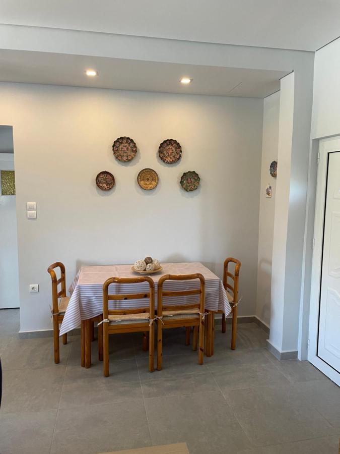 Saint George Family House * Palaia Fokaia